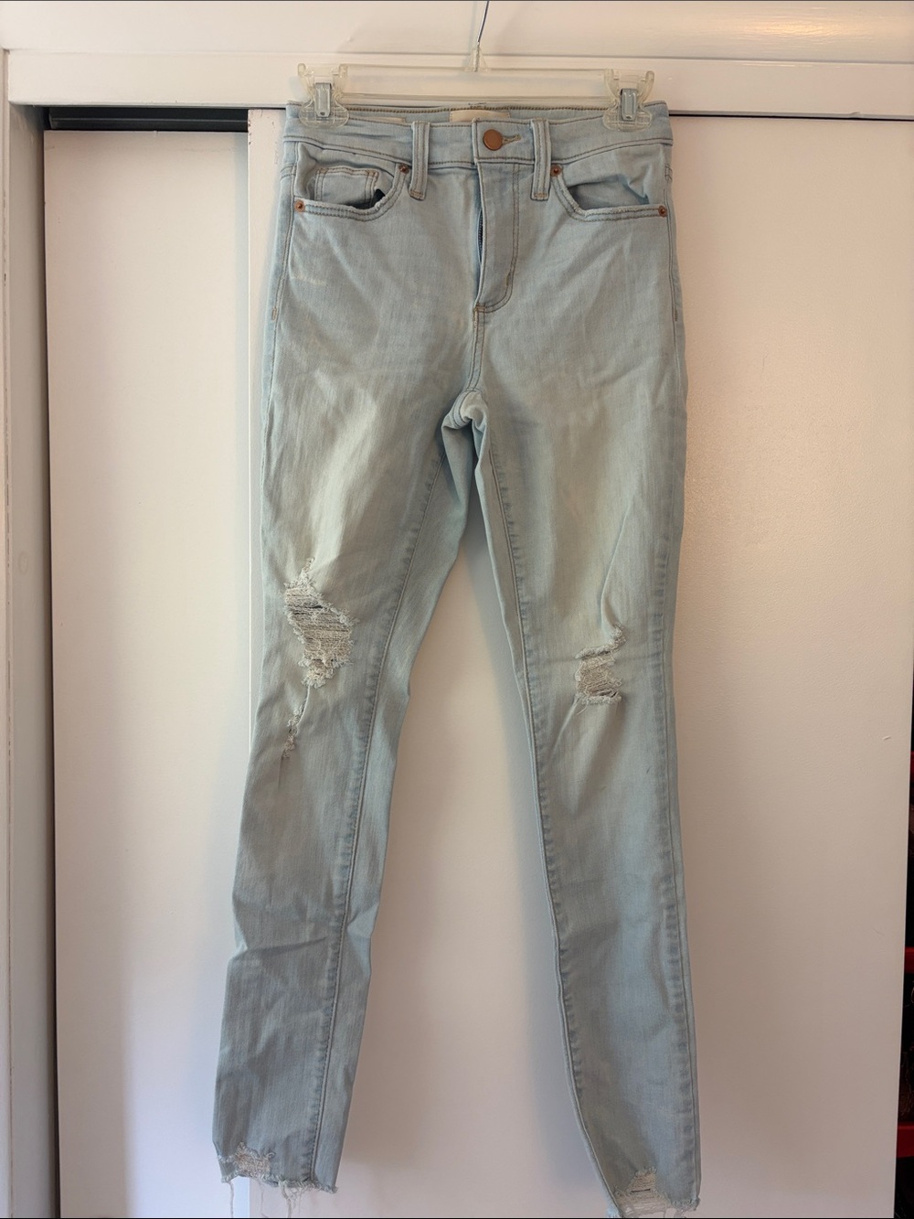 Universal Thread Light Blue Distressed Skinny Jeans